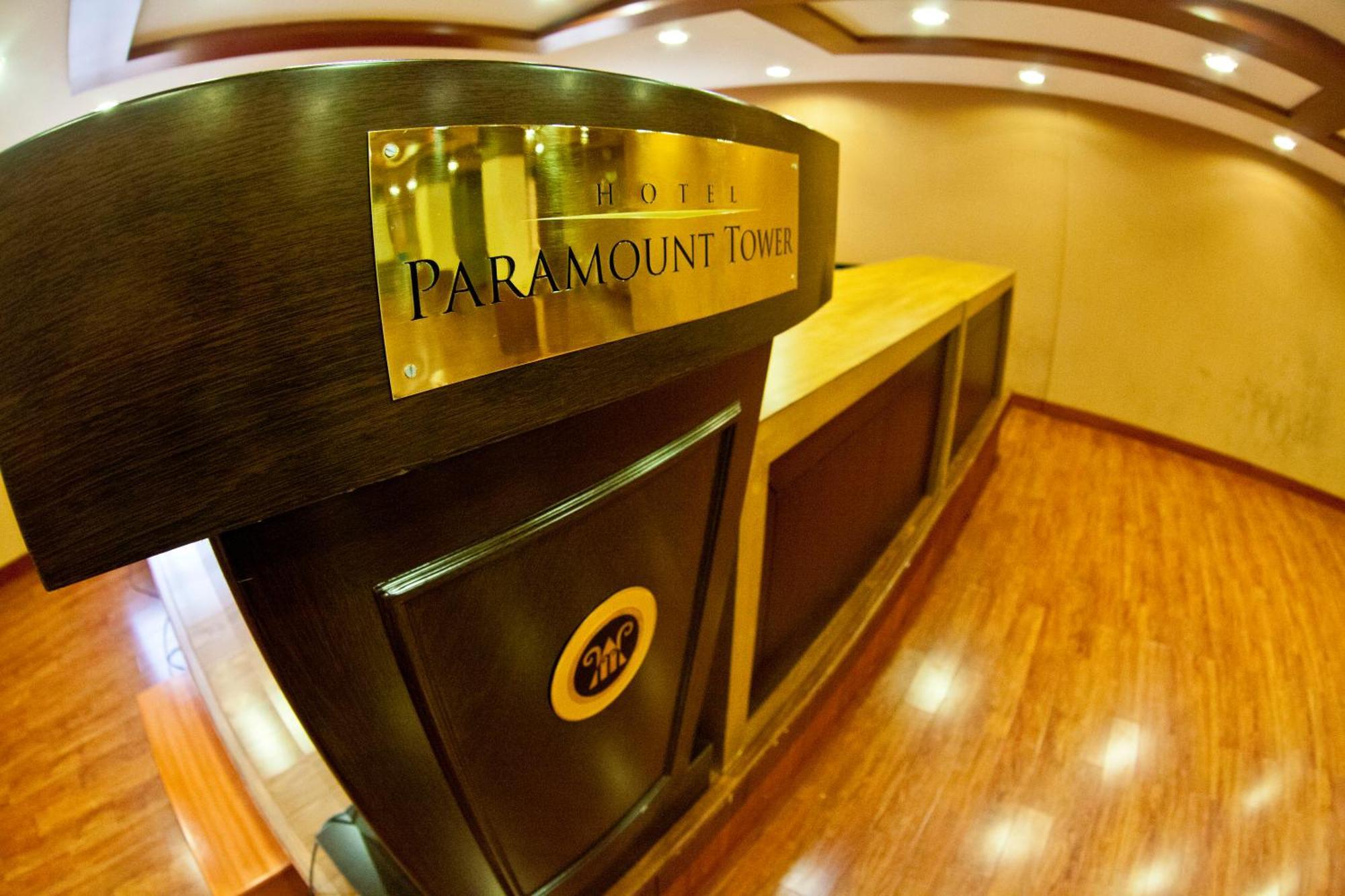 Paramount Tower Кожикод Екстериор снимка