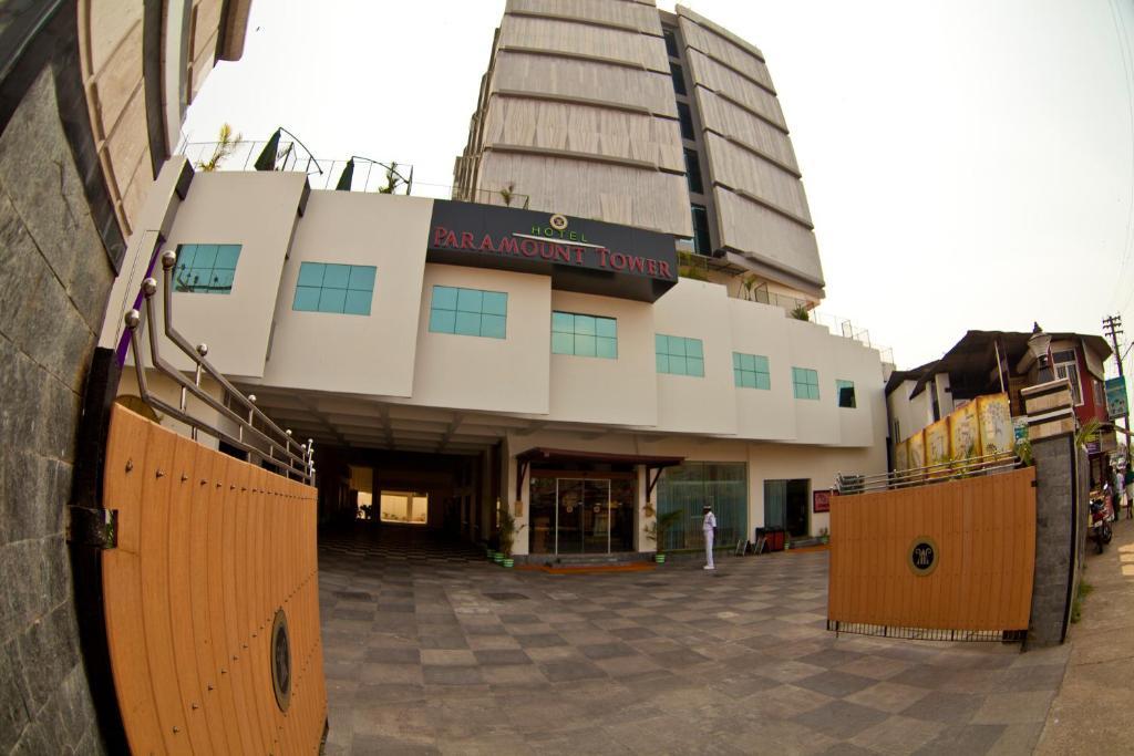 Paramount Tower Кожикод Екстериор снимка